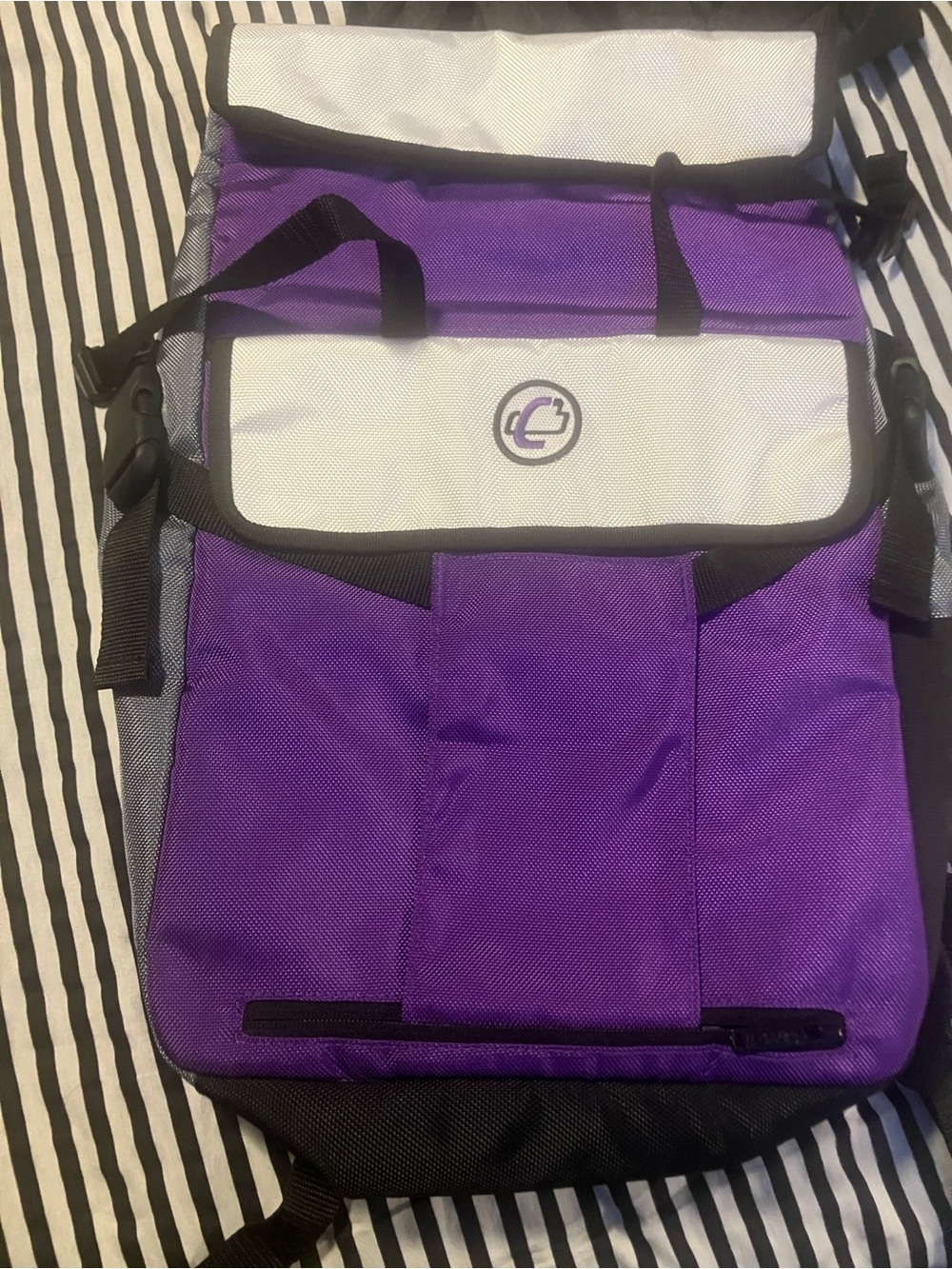 Case it top loading lap top bag 19x14x5 , purple gray & black NWOT